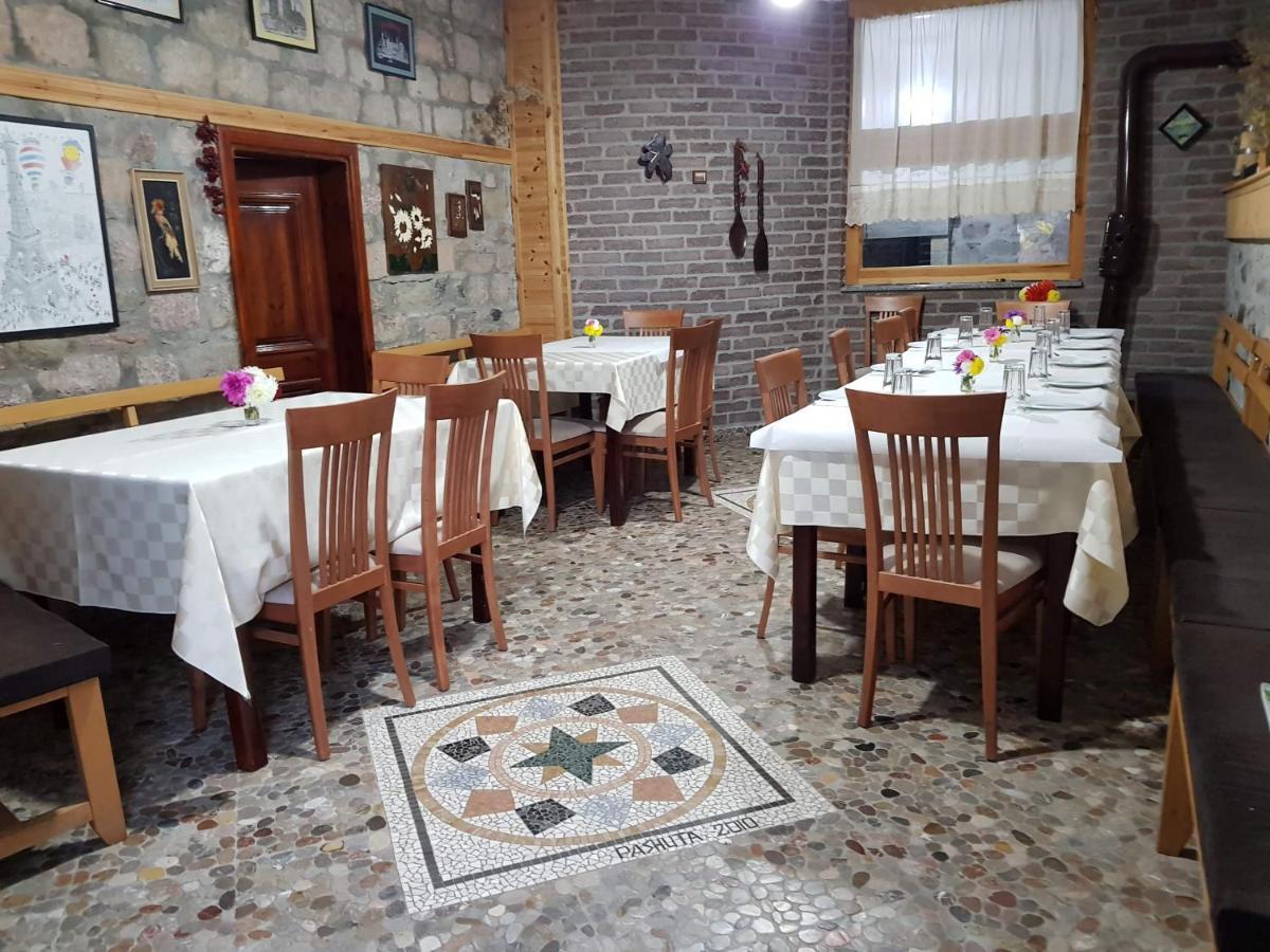 Pashuta Hotel Voskopojë Exterior foto